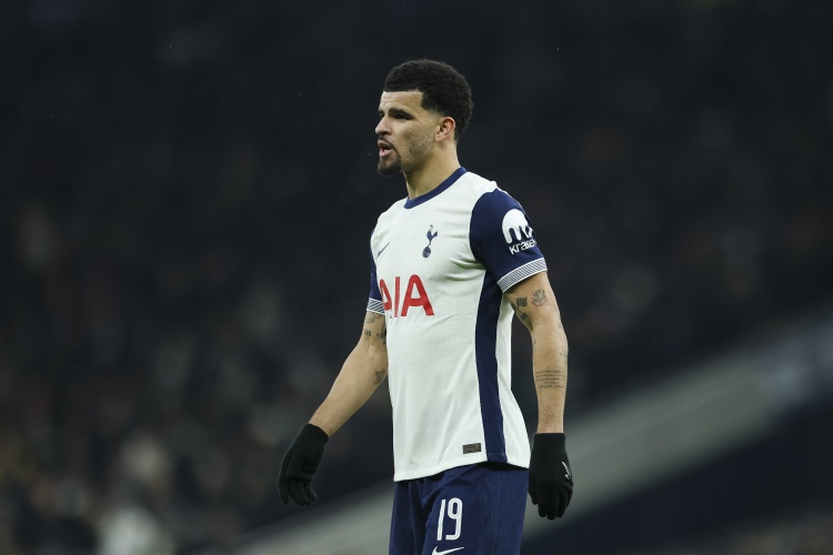 青岛媒体：西海岸热身赛0-2俄超罗斯托夫，李雷雷指导年轻门将